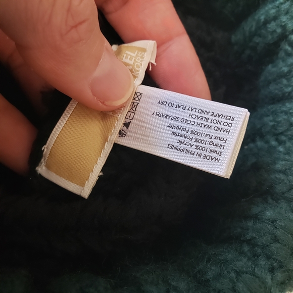 Michael Kors Teal Knit Pom-Pom Hat - Picture 5 of 6